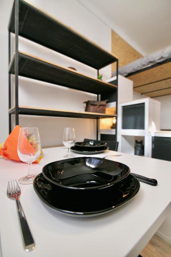 Studio-résidence front de mer ⎮ parking gratuit Bandol Esterno foto